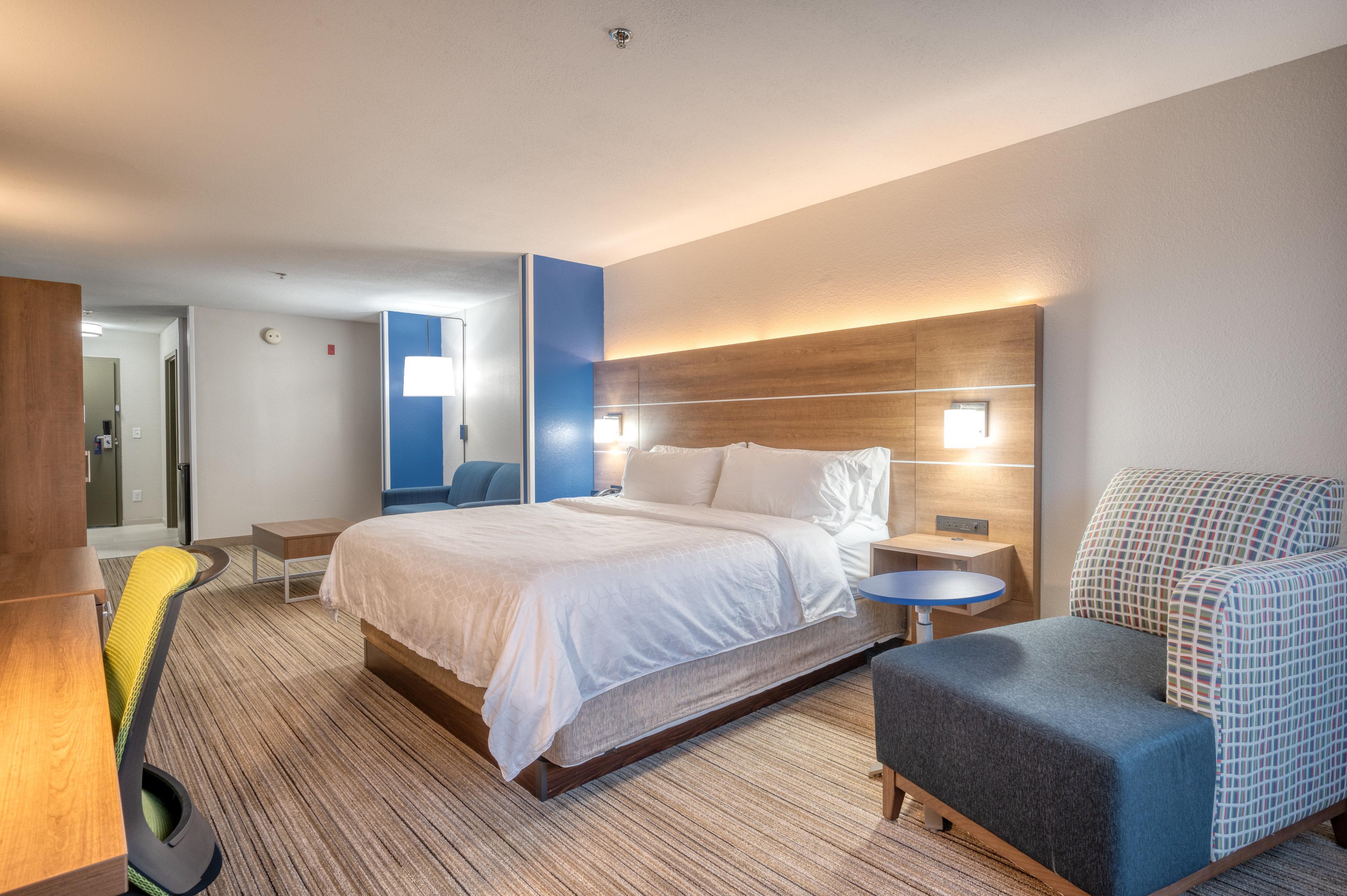 Holiday Inn Express Hotel & Suites Greenville By Ihg Exterior foto